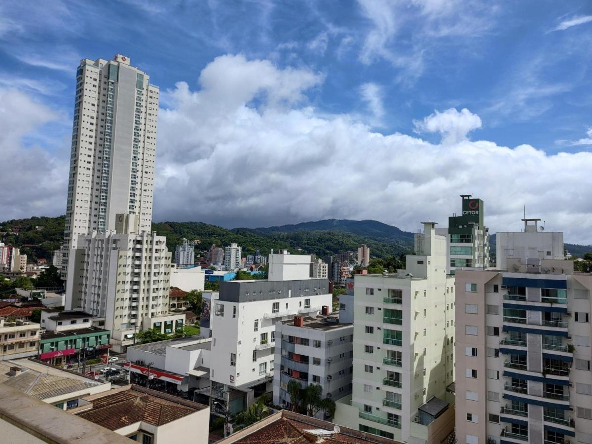 Loft 401 Perto Da Vila Germanica E Centro بلوميناو المظهر الخارجي الصورة